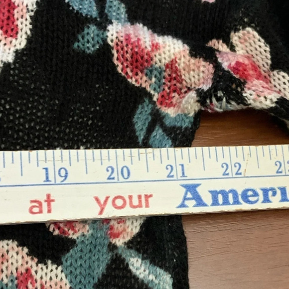 Show me your MuMu Mellow Bonfire Sweater Black Floral Boho Tunic - Picture 11 of 14